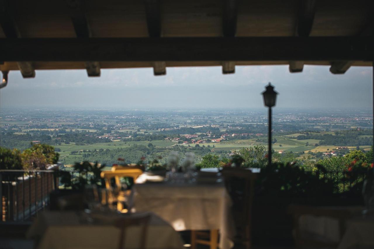 Alle Tre Colline Albugnano Bagian luar foto